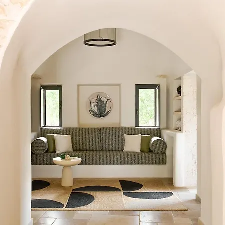 Trulli Amabilia - With Swimming Pool And Parking Villa Ostuni