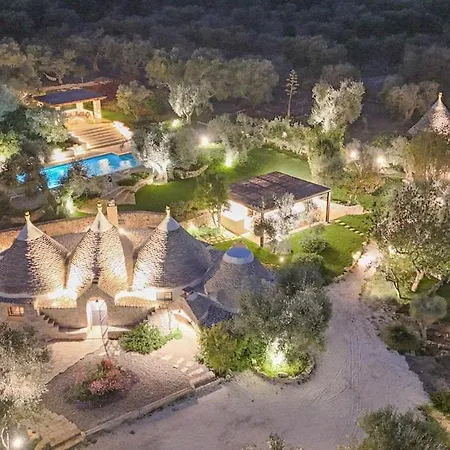 Trulli Amabilia - With Swimming Pool And Parking Villa