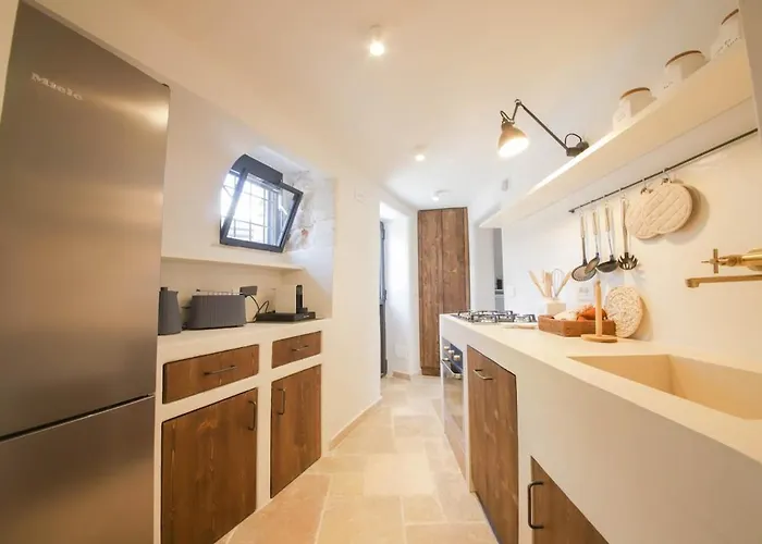 Trulli Amabilia - With Swimming Pool And Parking *