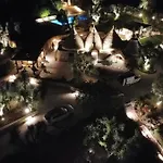 Trulli Amabilia - With Swimming Pool And Parking וילה